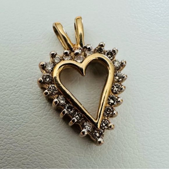 10K Yellow Gold Heart Pendant with Diamonds Halo - Picture 1 of 4